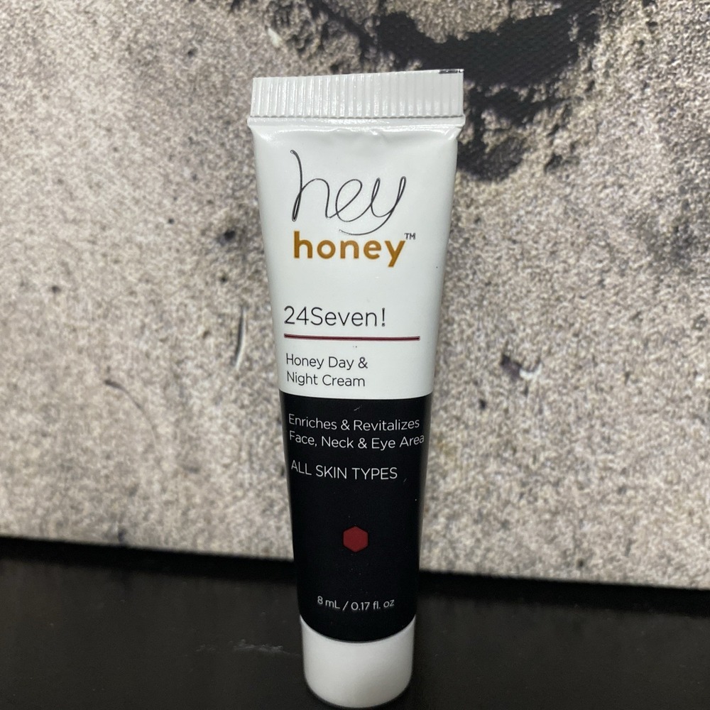 HEY HONEY 24Seven Honey Day & Night Cream 0.17 fl oz‎ New Without Box & Sealed